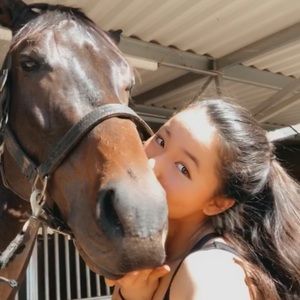 Meet your Posher, Bri